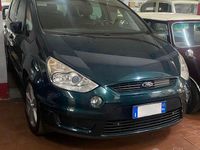 Usata Ford S-MAX S 140 CV (102 kW) 2007 Verde Monovolume