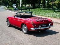 Usata MG C 147 CV (108 kW) 1968 Rosso Cabrio