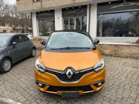 Usata Renault Scénic IV 110 CV (80 kW) 2017 Giallo Monovolume