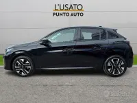 Usata Peugeot 208 Allure 101 CV (74 kW) 2025 Nero Utilitaria