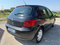 Usata Peugeot 307 109 CV (80 kW) 2007 Nero Berlina