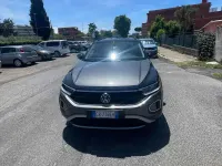 Usata VW T-Roc Life 150 CV (110 kW) 2023 Grigio SUV