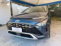 Käytetty Hyundai Bayon 100 HP (73 kW) 2022 Sininen Katumaasturi