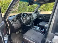Usata Mitsubishi Pajero Instyle 200 CV (147 kW) 2009 Marrone SUV