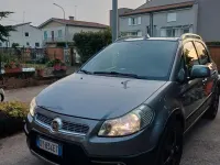 Usata Fiat Sedici 120 CV (88 kW) 2010 Grigio SUV