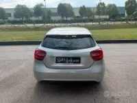 Usata Mercedes A180 122 CV (89 kW) 2013 Grigio Utilitaria