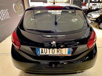 Usata Peugeot 208 Access 95 CV (69 kW) 2013 Nero Utilitaria