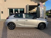 Nuova Opel Corsa 101 CV (74 kW) 2025 Argento Berlina