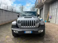 Usata Jeep Gladiator Overland 264 CV (194 kW) 2021 Grigio Pick-up