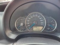 Usata Toyota Yaris Hybrid Lounge 74 CV (54 kW) 2014 Bianco Berlina