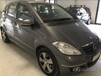 Usata Mercedes A180 Elegance 110 CV (80 kW) 2010 Grigio Monovolume