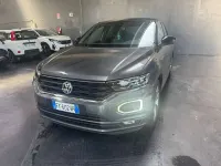Usata VW T-Roc Advance 150 CV (110 kW) 2019 Grigio SUV