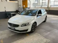 Usata Volvo V60 Summum 150 CV (110 kW) 2017 Bianco Station wagon