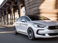Usata DS Automobiles DS5 So Chic 120 CV (88 kW) 2016 Blu Utilitaria