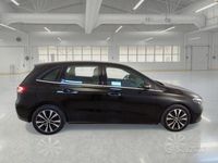 Usata Mercedes B180 Business 2021 Nero Monovolume