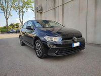 Usado VW Polo 86 CV (63 kW) 2021 Negro Utilitario