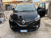 Usata Renault Scenic E-Tech 120 CV (88 kW) 2017 Nero SUV