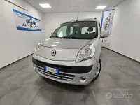 Usata Renault Kangoo 90 CV (66 kW) 2010 Grigio Monovolume