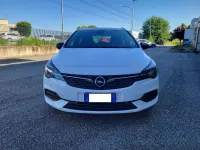 Usata Opel Astra Business Elegance 122 CV (89 kW) 2022 Bianco Utilitaria