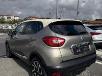 Usata Renault Captur Intens 118 CV (86 kW) 2016 Grigio SUV