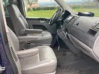 Usata VW Caravelle 174 CV (127 kW) 2007 Blu Furgone