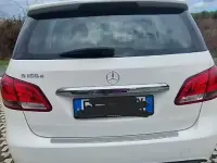 Usata Mercedes B160 Executive 90 CV (66 kW) 2017 Bianco Utilitaria
