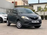 Usata Lancia Ypsilon 85 CV (62 kW) 2016 Grigio Utilitaria