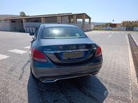 Gebraucht Mercedes C180 116 PS (85 kW) 2015 Blau Limousine