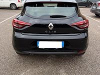 Usata Renault Clio V SE 67 CV (49 kW) 2021 Nero Berlina
