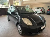 Usata Toyota Yaris 69 CV (50 kW) 2008 Nero Utilitaria