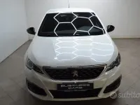 Usata Peugeot 308 GT-line 131 CV (96 kW) 2017 Bianco Berlina