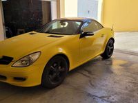Usata Mercedes SLK200 163 CV (119 kW) 2006 Giallo Cabrio
