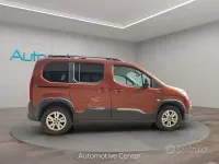 Usata Peugeot Rifter GT-line 102 CV (75 kW) 2019 Rosso Monovolume