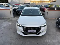 Usata Peugeot 208 Allure 101 CV (74 kW) 2021 Bianco Utilitaria