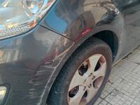 Usata Kia Venga 90 CV (66 kW) 2014 Grigio Utilitaria