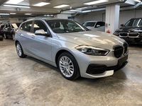 Usata BMW 118 Sport Line 140 CV (102 kW) 2020 Grigio Utilitaria