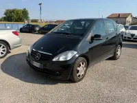 Usata Mercedes A180 Elegance 109 CV (80 kW) 2012 Nero Utilitaria