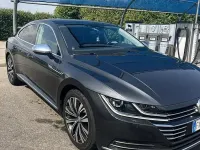 Usata VW Arteon 150 CV (110 kW) 2019 Grigio Utilitaria
