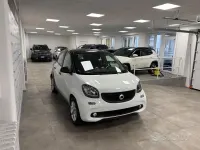 Begagnad Smart ForFour 71 HK (52 kW) 2018 Vit Halvkombi