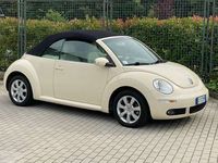 usata VW Beetle NewCabrio 1.6 Facelift