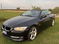 Usata BMW 320 Cabriolet 170 CV (125 kW) 2011 Nero Cabrio