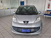 Gebraucht Peugeot 107 54 PS (39 kW) 2007 Silber Kleinwagen