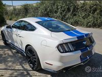 Usata Ford Mustang 310 CV (228 kW) 2018 Bianco Coupé