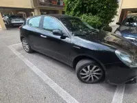 Usata Alfa Romeo Giulietta Distinctive 120 CV (88 kW) 2016 Nero Utilitaria