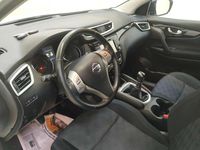 Usata Nissan Qashqai N-Connecta 131 CV (96 kW) 2017 Bianco SUV