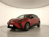 Usata MG MG4 EV Luxury 150 kW (204 CV) 2023 Rosso Utilitaria