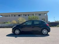 Usata Peugeot 208 2016 Blu Utilitaria