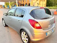 Usata Opel Corsa Cosmo 65 CV (47 kW) 2010 Grigio Utilitaria