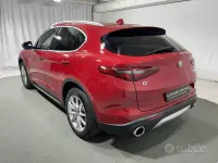 Usata Alfa Romeo Stelvio Executive 280 CV (205 kW) 2019 Rosso SUV