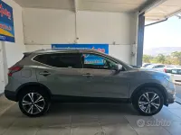 Usata Nissan Qashqai N-Connecta 116 CV (85 kW) 2018 Grigio SUV